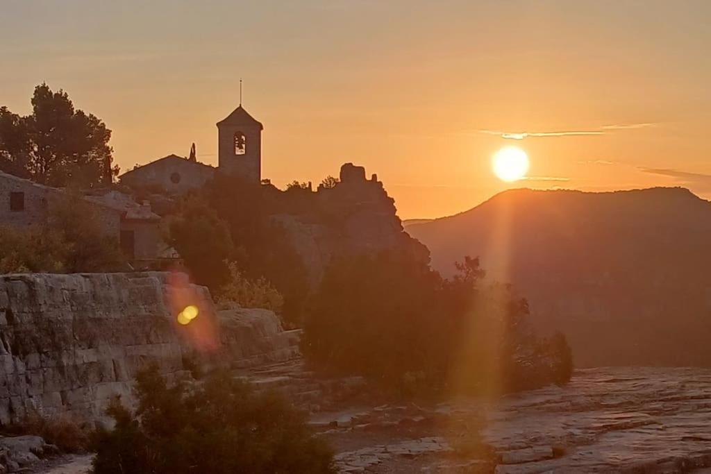 Vinyes Del Priorat Apartment Cornudella de Montsant ภายนอก รูปภาพ